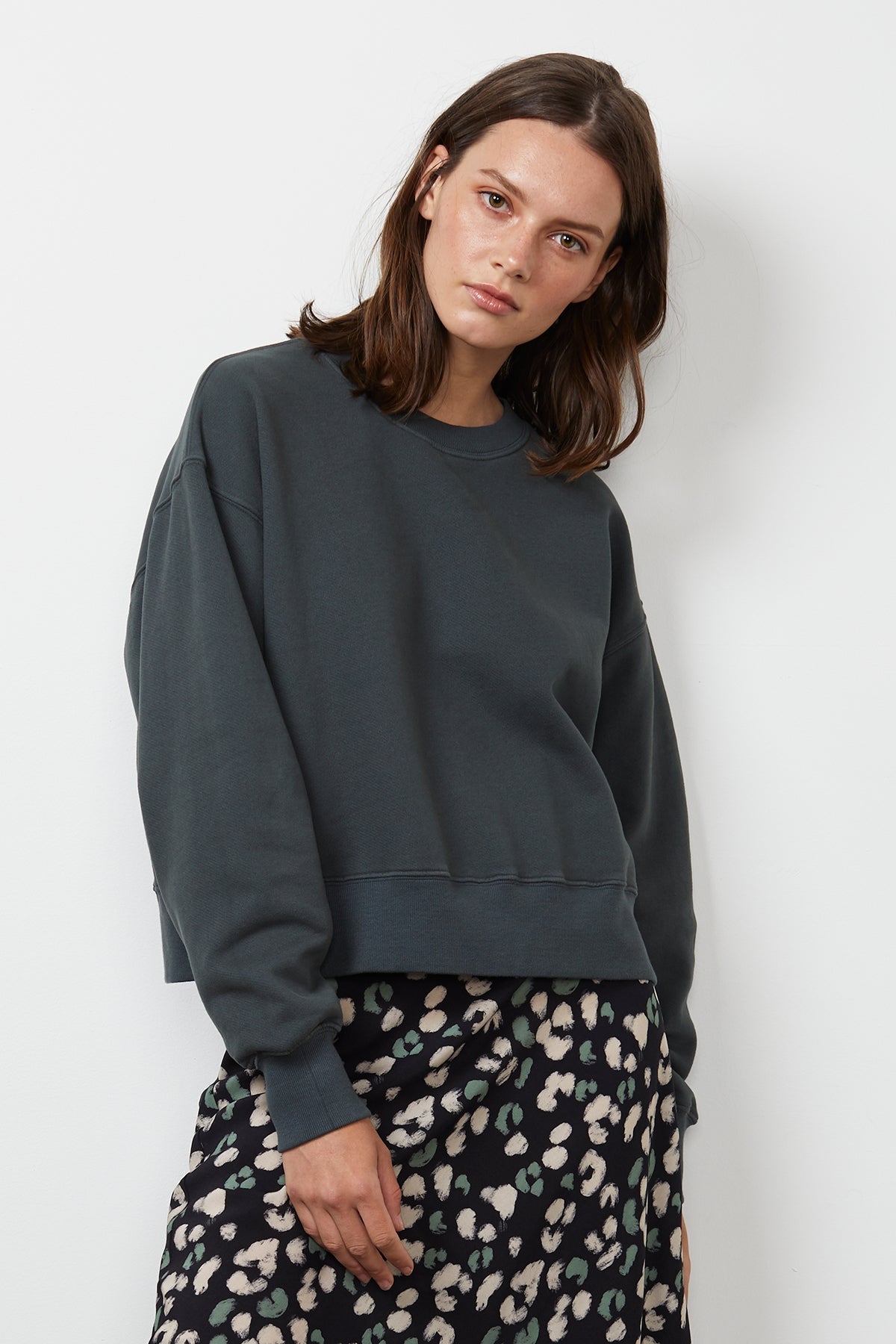 NELLA OVERSIZED SWEATSHIRT - Velvet Staging 2.0-26916274340036
