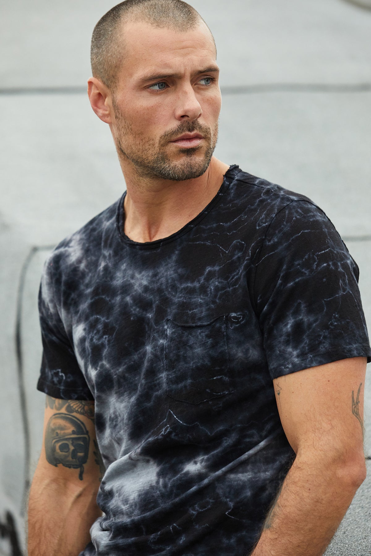 OTTIS TIE DYE TEE - Velvet Staging 2.0