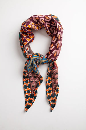 PRINTED DIAMOND SILK BLEND SCARF BY VISMAYA - Velvet Staging 2.0