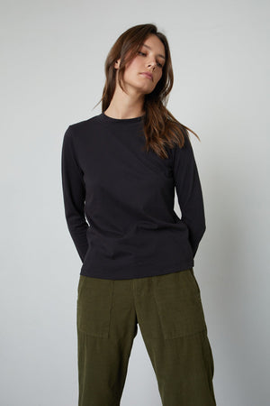 QUINNY 3/4 SLEEVE MOCK NECK TEE - Velvet Staging 2.0