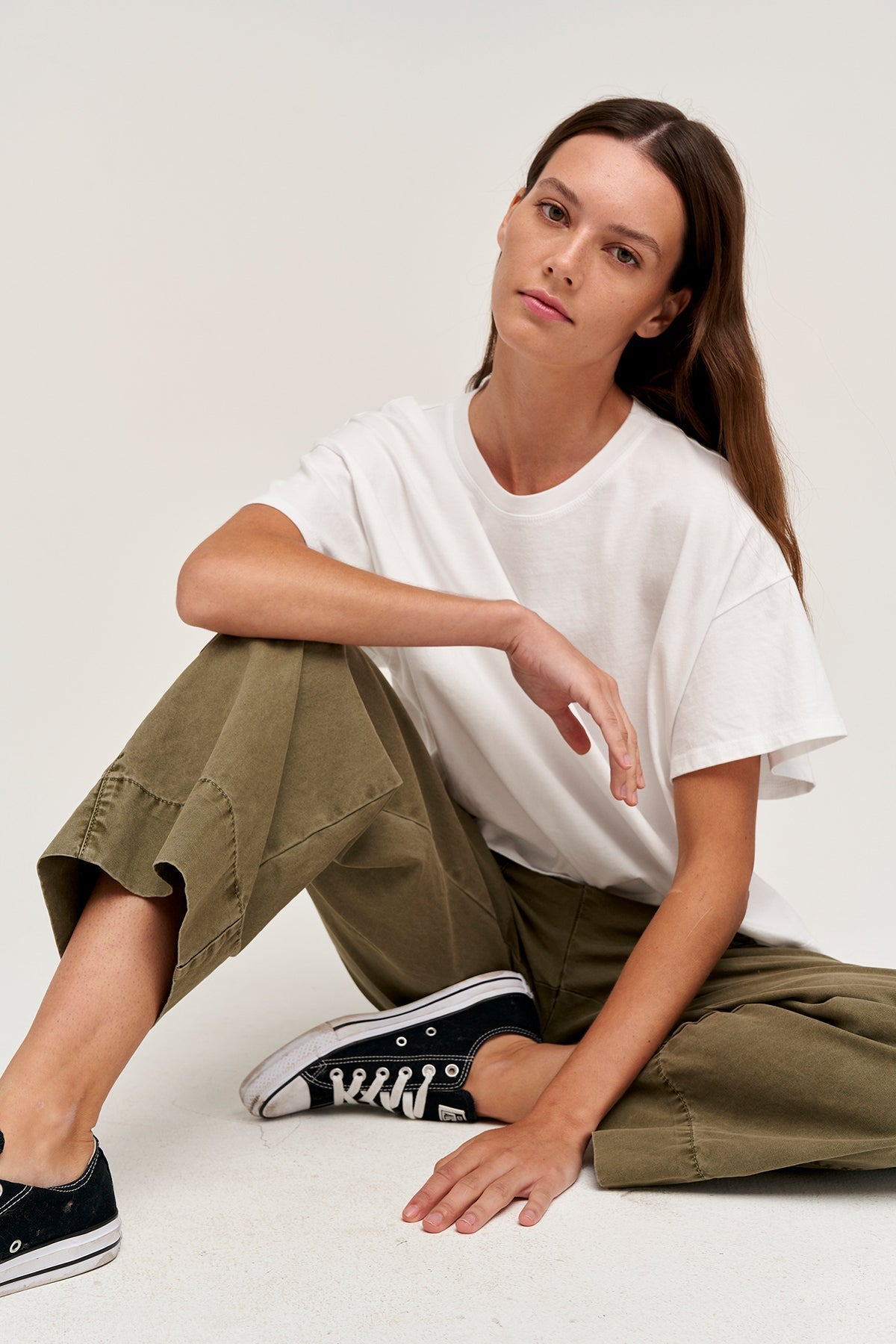 RACHELLE OVERSIZED CREW NECK TEE - Velvet Staging 2.0-26916305731780