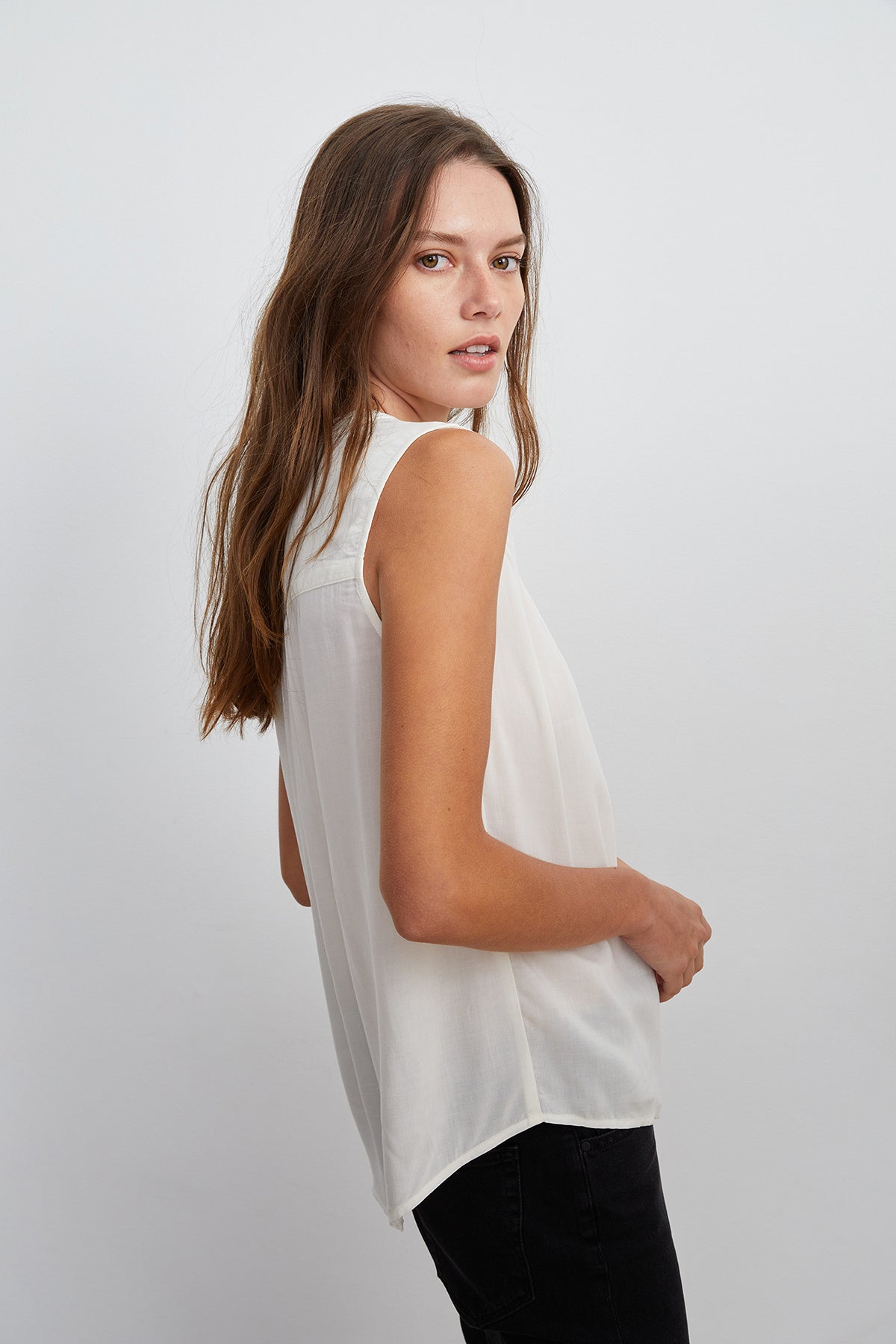 RAVIN SLEEVELESS BLOUSE - Velvet Staging 2.0