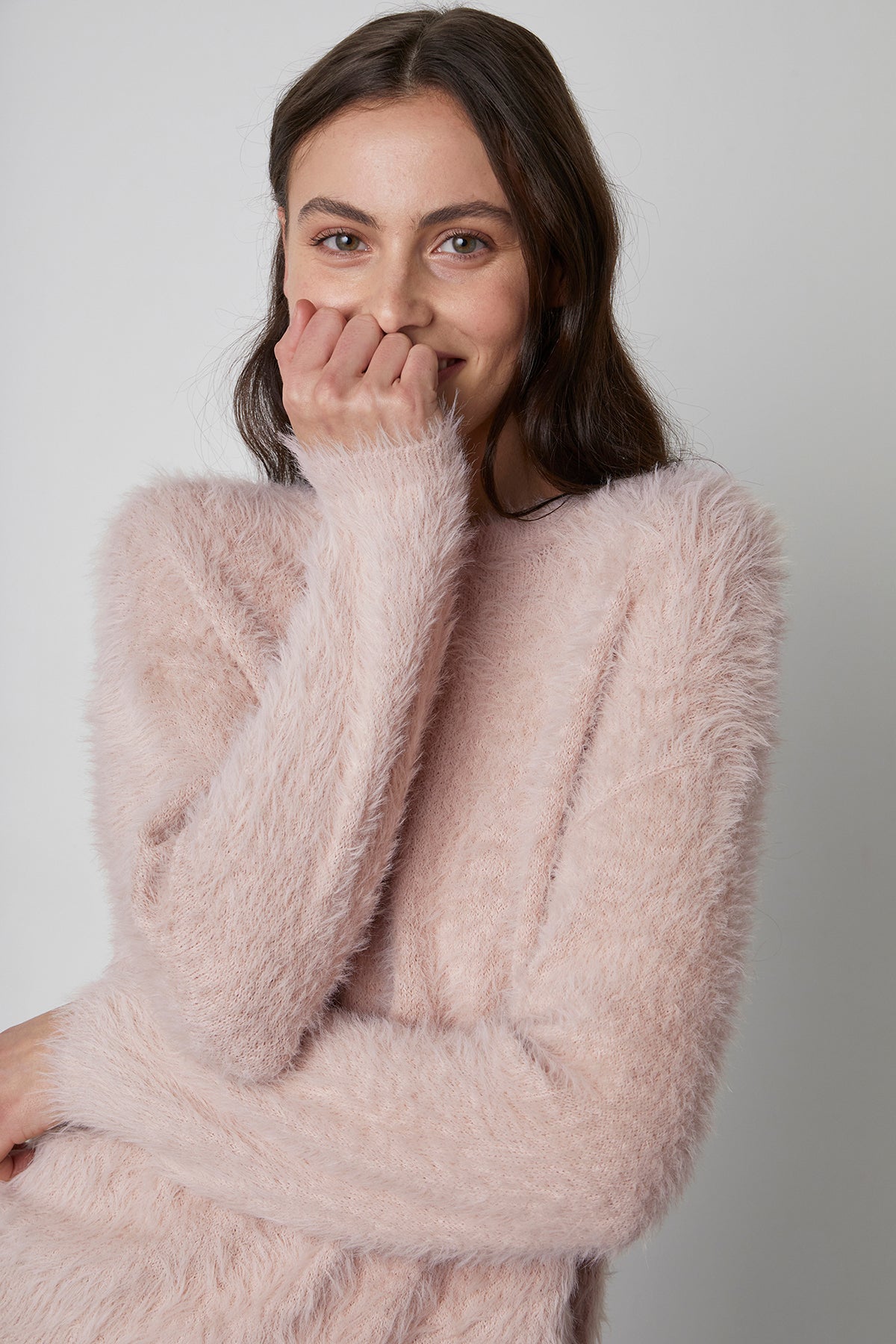 RAY CREW NECK SWEATER - Velvet Staging 2.0-26916314120388