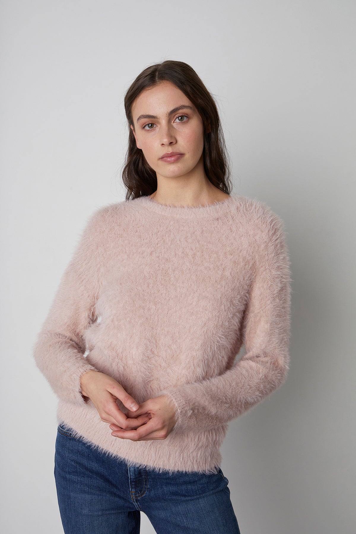 RAY CREW NECK SWEATER - Velvet Staging 2.0