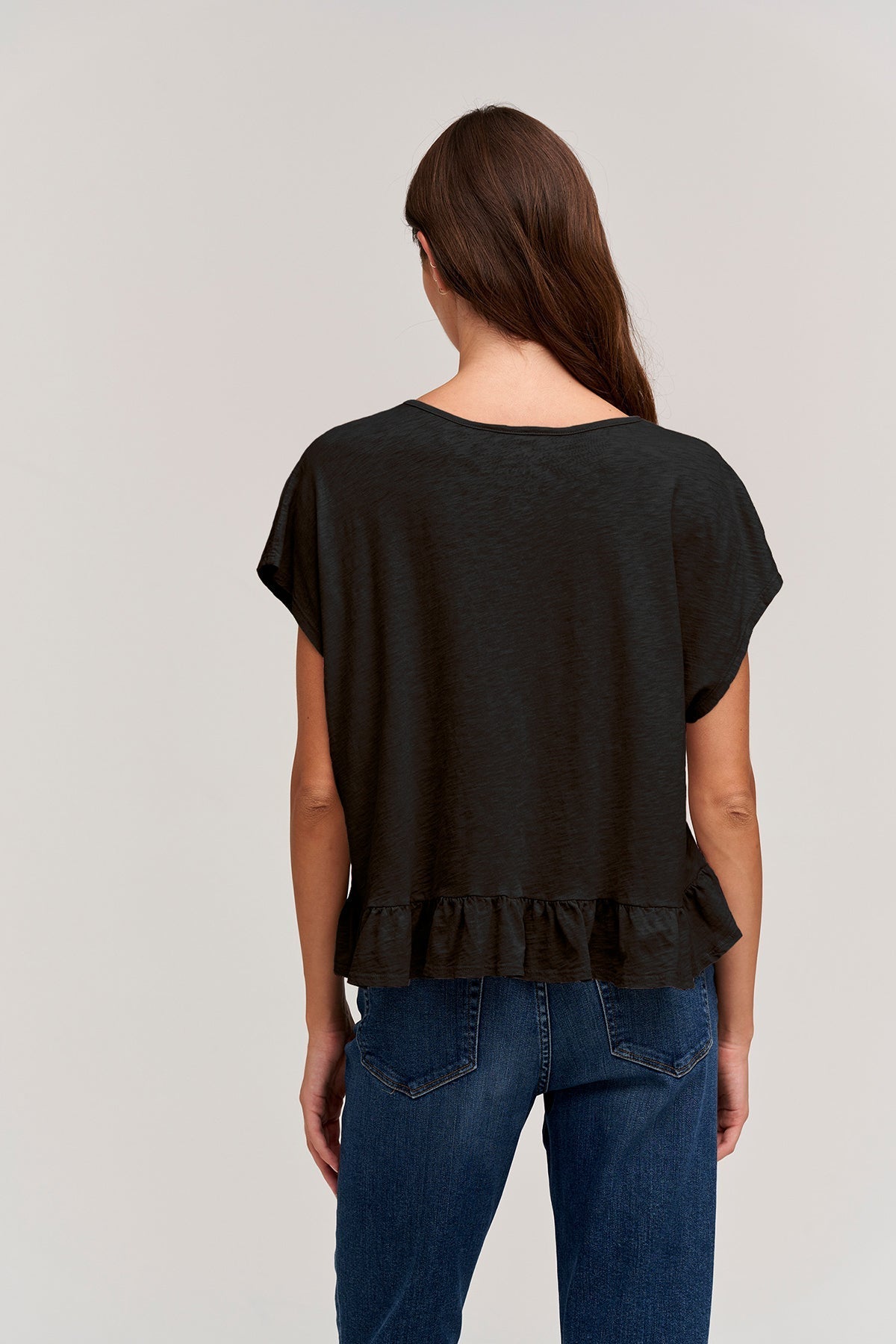 RHYE V-NECK TEE - Velvet Staging 2.0