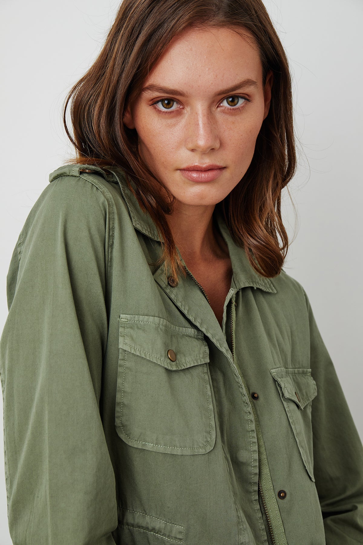 RUBY LIGHT-WEIGHT ARMY JACKET Velvet by Graham & Spencer