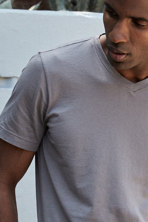 SAMSEN WHISPER CLASSIC TEE Velvet by Graham & Spencer