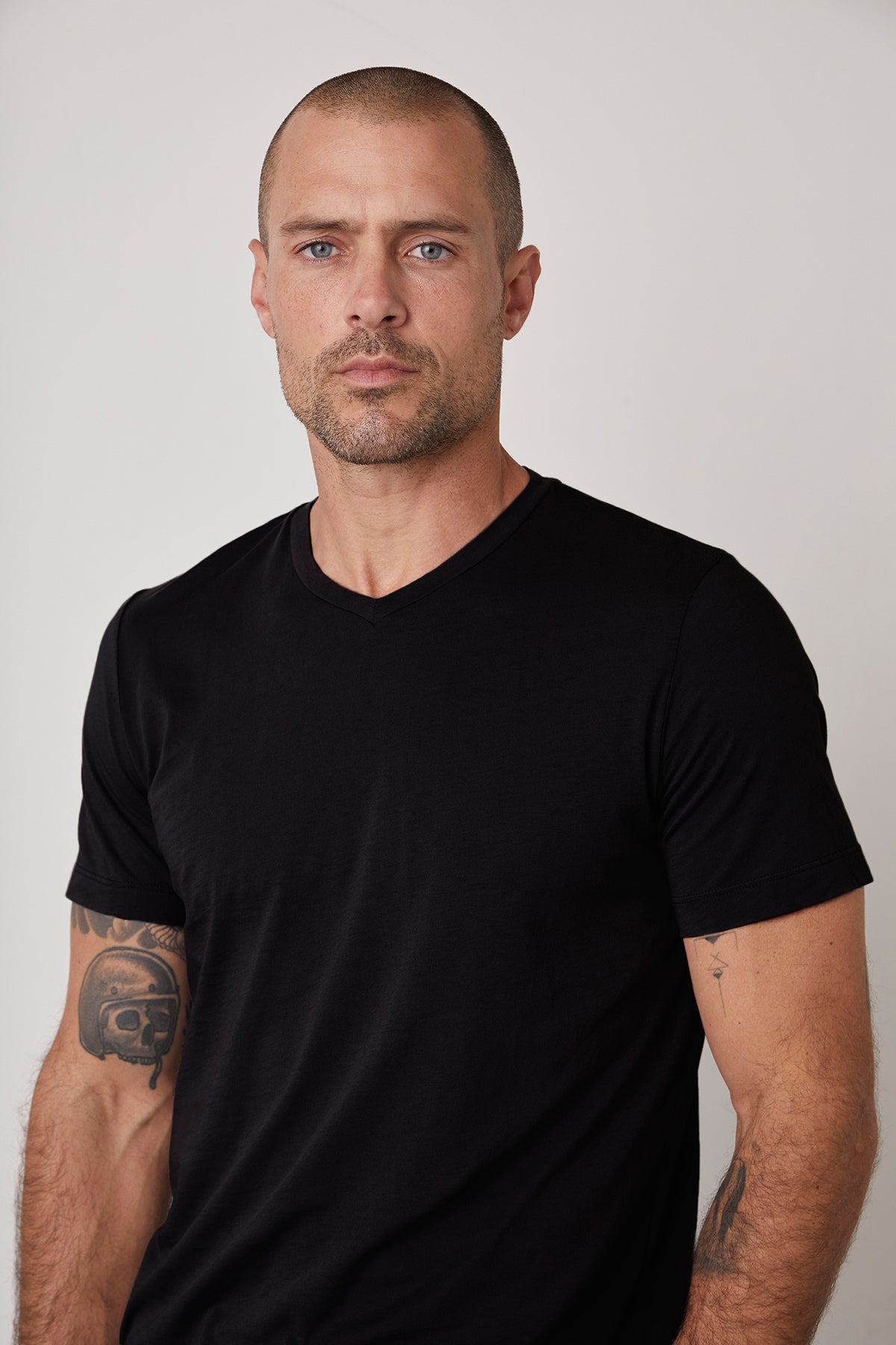 SAMSEN WHISPER CLASSIC TEE Velvet by Graham & Spencer