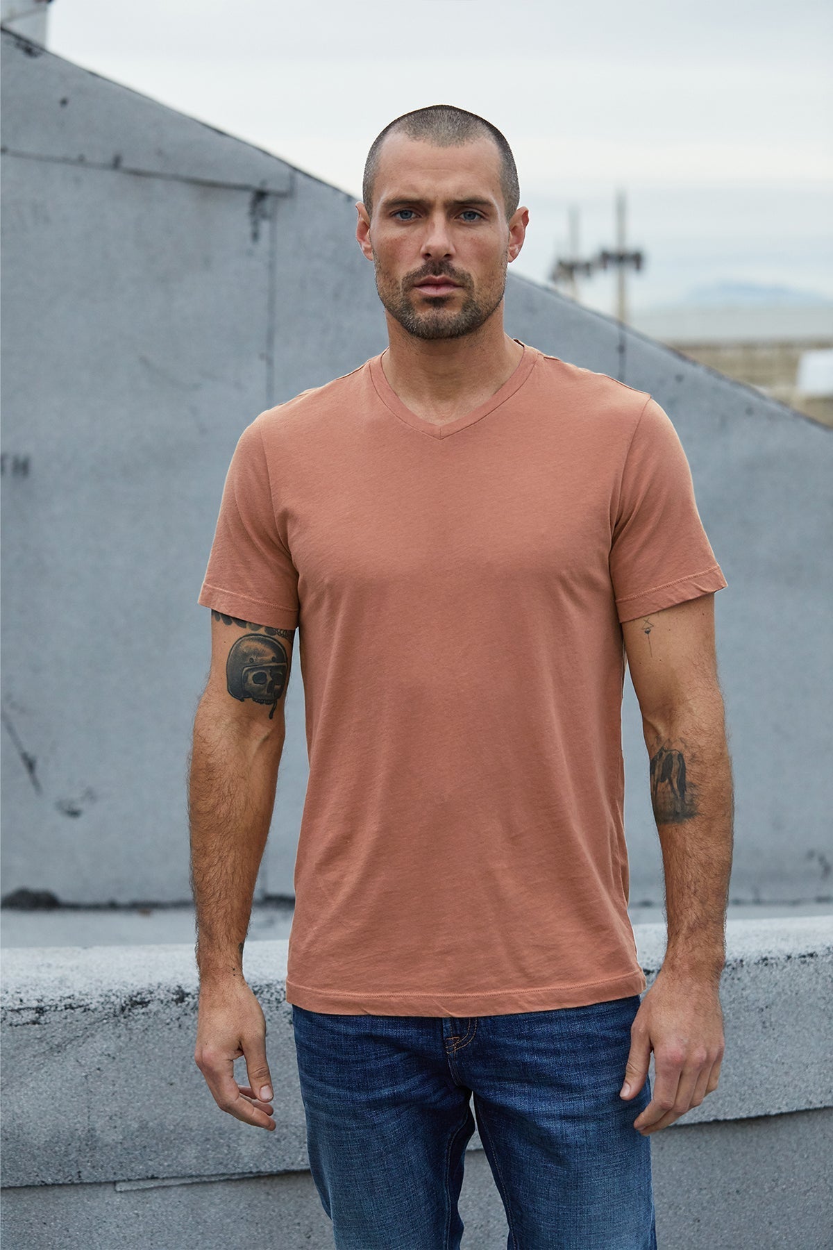 SAMSEN WHISPER CLASSIC V-NECK TEE - Velvet Staging 2.0