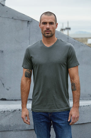 SAMSEN WHISPER CLASSIC V-NECK TEE - Velvet Staging 2.0