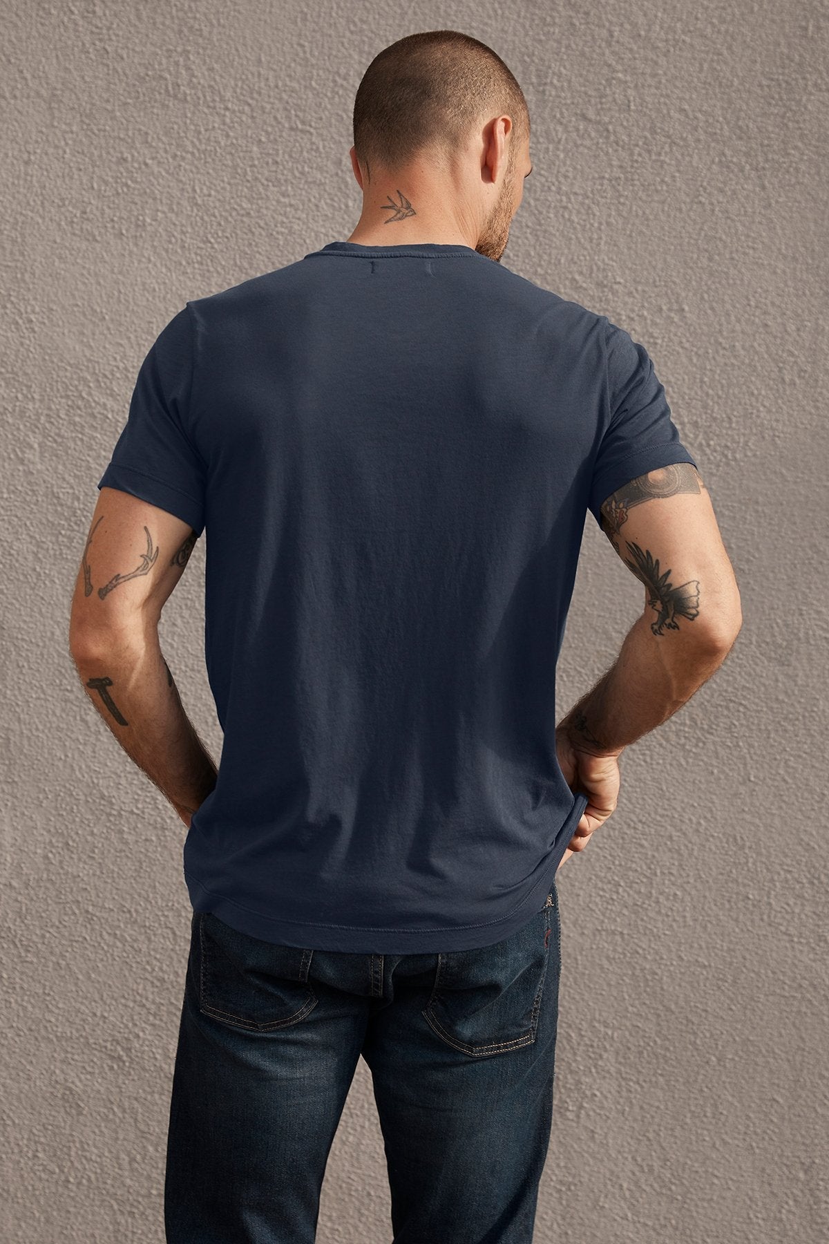 SAMSEN WHISPER CLASSIC V-NECK TEE - Velvet Staging 2.0