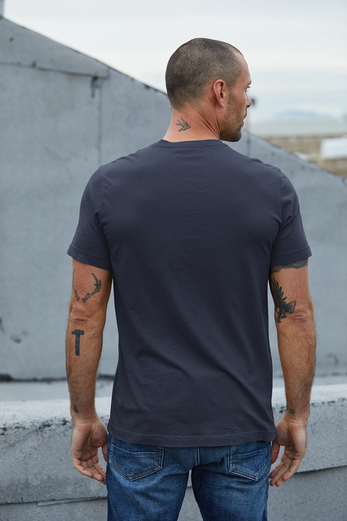 SAMSEN WHISPER CLASSIC V-NECK TEE - Velvet Staging 2.0