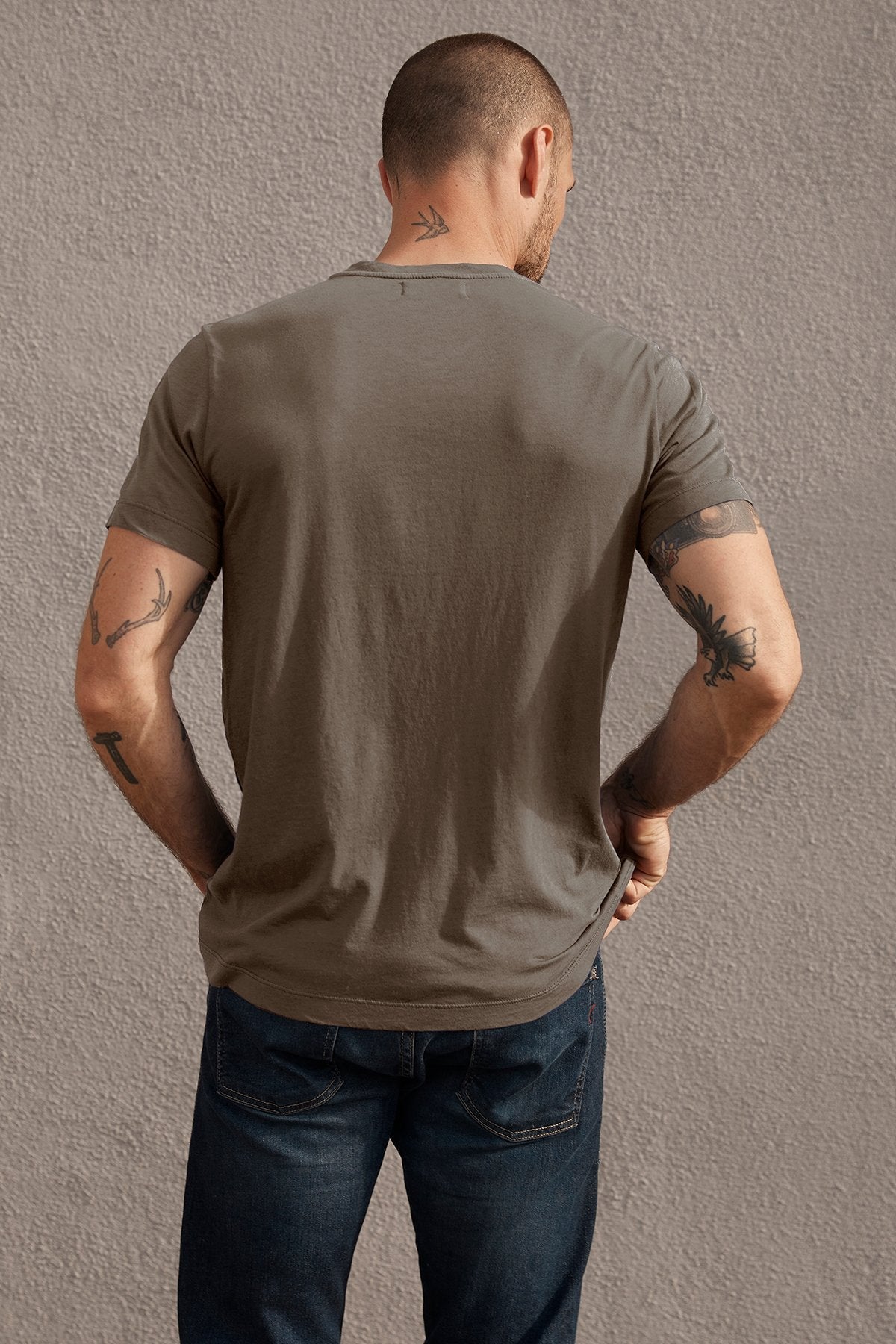 SAMSEN WHISPER CLASSIC V-NECK TEE - Velvet Staging 2.0