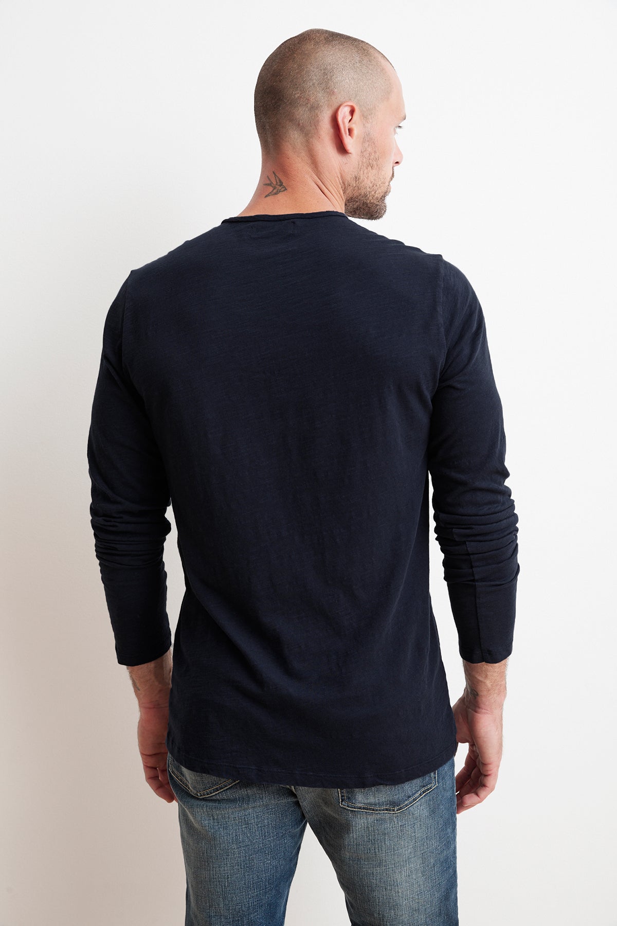 SIMEON RAW EDGE COTTON SLUB TEE Velvet by Graham & Spencer