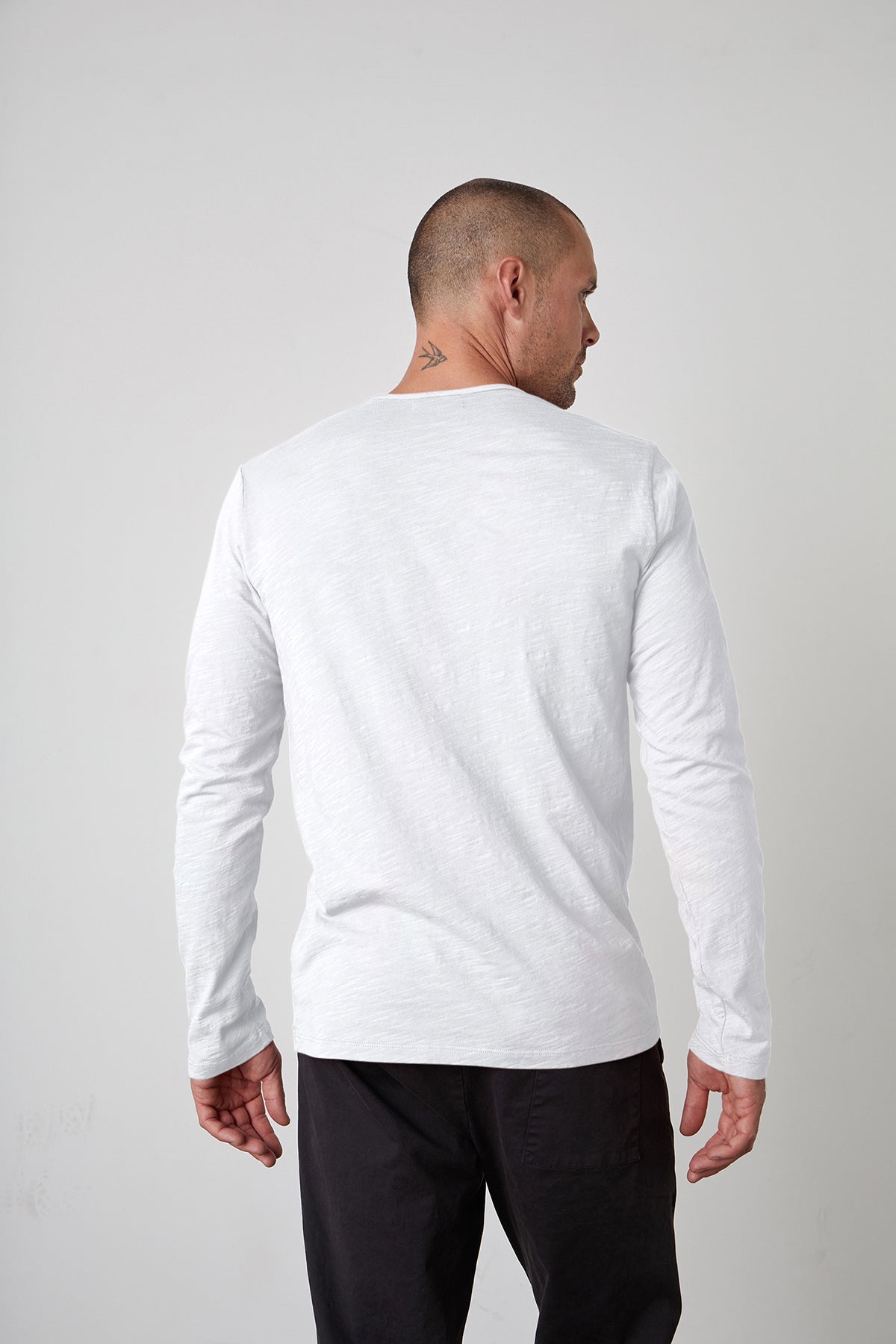 SIMEON RAW EDGE COTTON SLUB TEE Velvet by Graham & Spencer