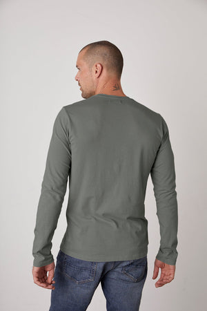 SKEETER WHISPER CLASSIC CREW NECK TEE - Velvet Staging 2.0