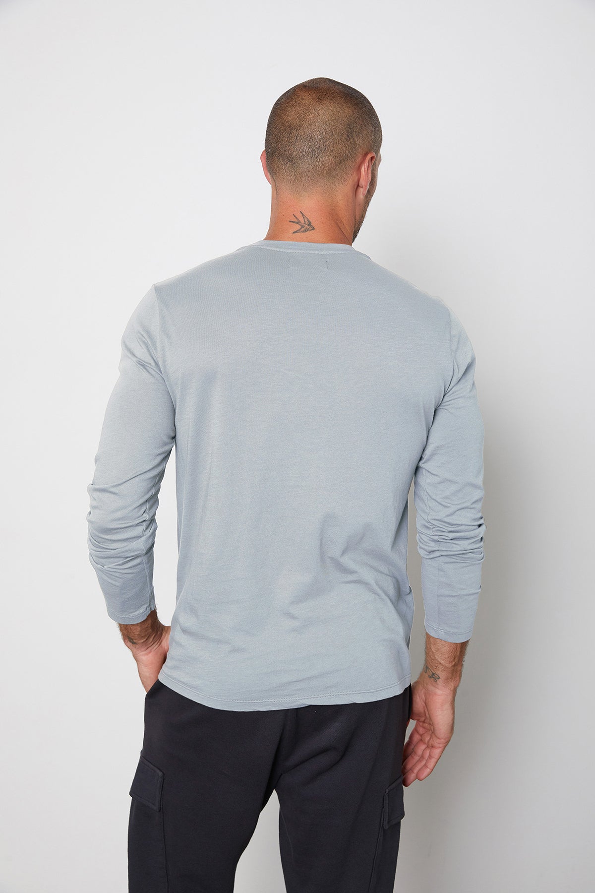 SKEETER WHISPER CLASSIC CREW NECK TEE - Velvet Staging 2.0