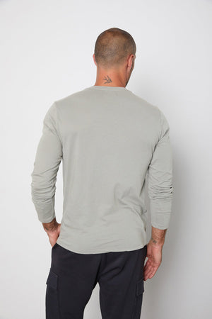 SKEETER WHISPER CLASSIC CREW NECK TEE - Velvet Staging 2.0