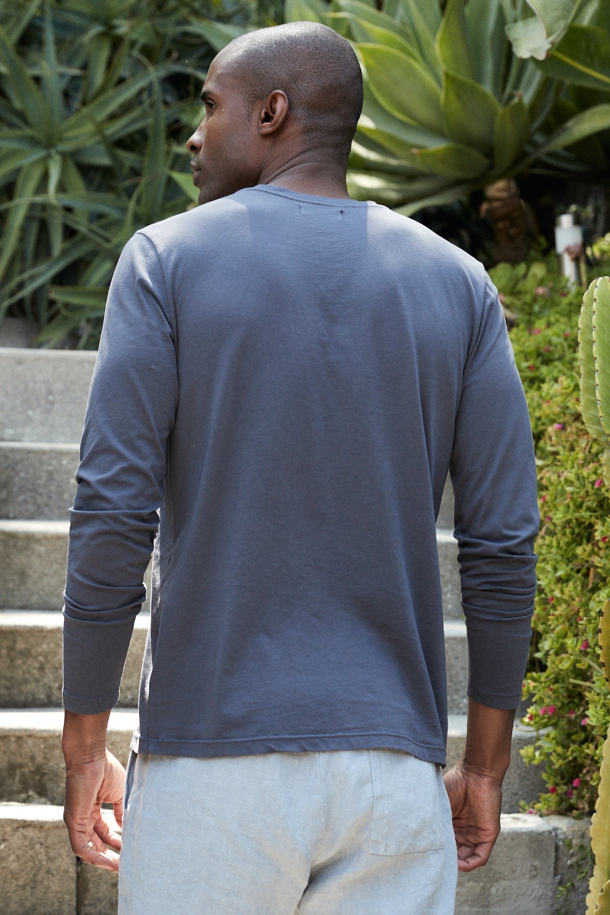   SKEETER WHISPER CLASSIC CREW NECK TEE - Velvet Staging 2.0 