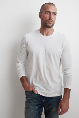 SKEETER WHISPER CLASSIC CREW NECK TEE - Velvet Staging 2.0