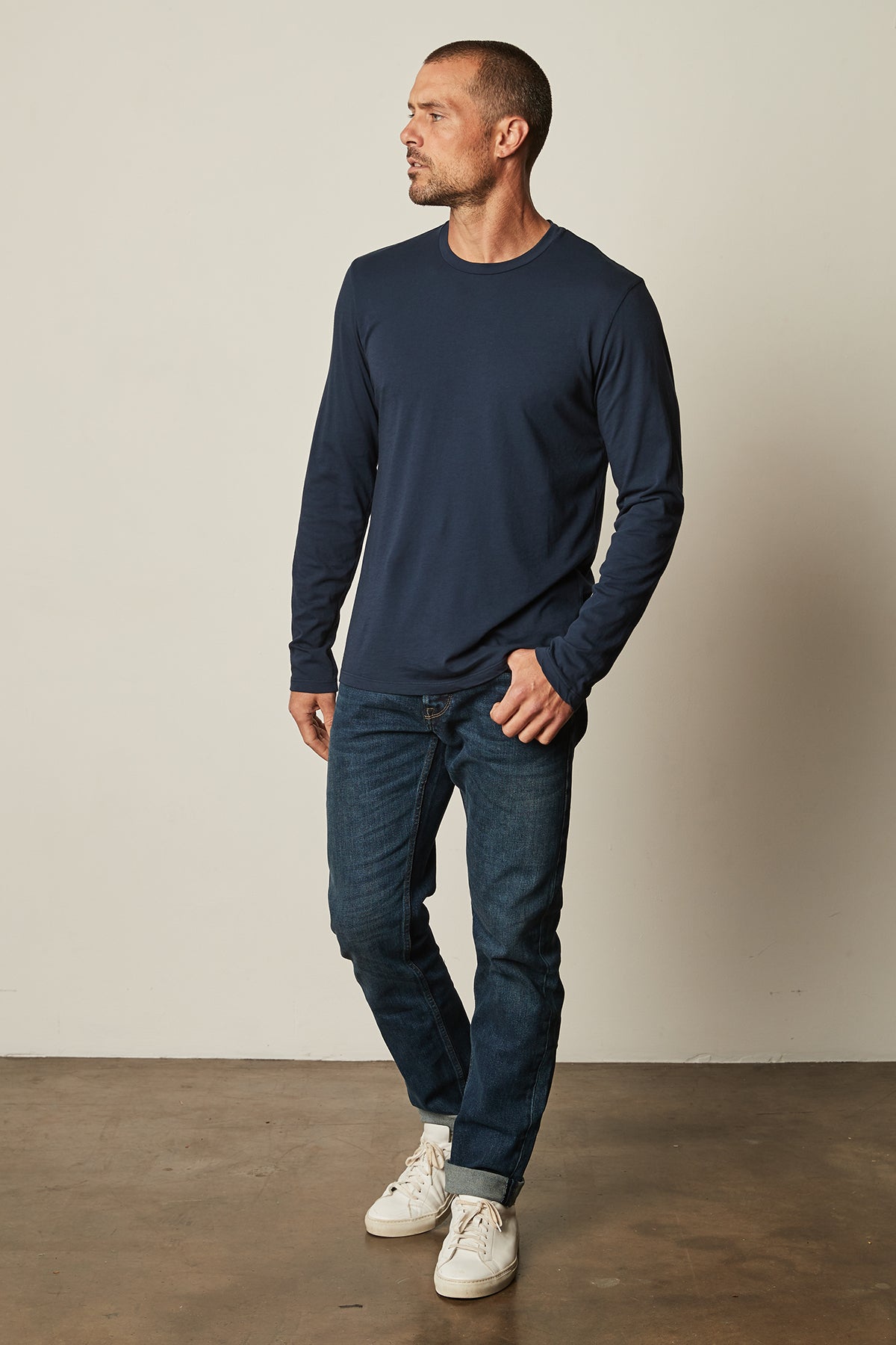   SKEETER WHISPER CLASSIC CREW NECK TEE - Velvet Staging 2.0 