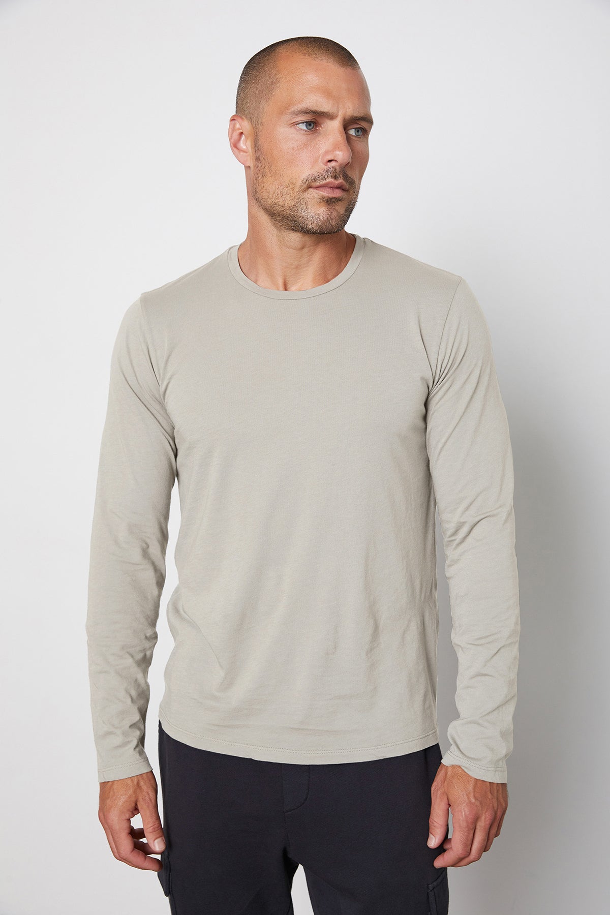 SKEETER WHISPER CLASSIC CREW NECK TEE - Velvet Staging 2.0