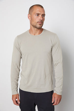 SKEETER WHISPER CLASSIC CREW NECK TEE - Velvet Staging 2.0