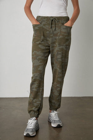 SKYE CAMO SWEATPANT - Velvet Staging 2.0