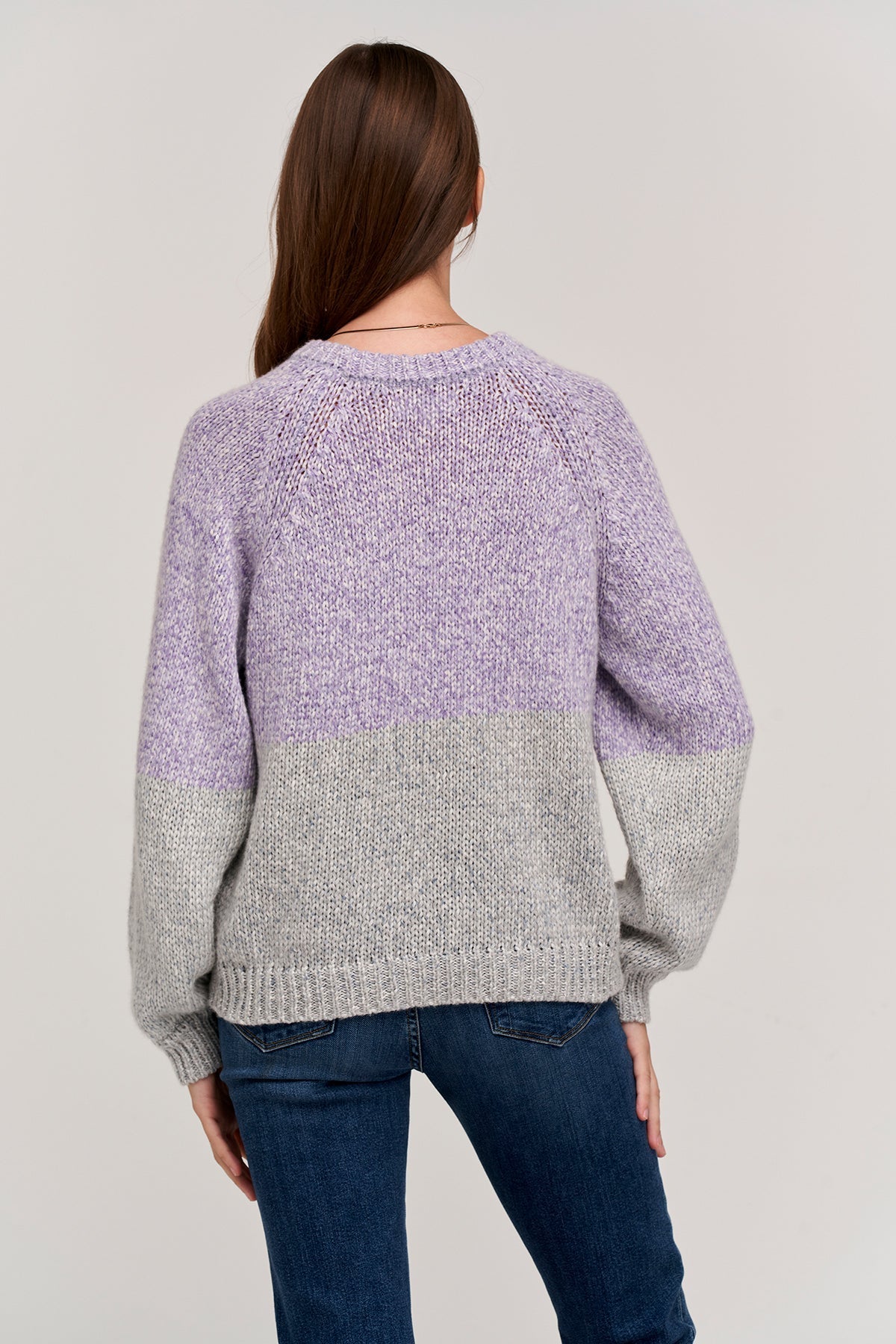 SKYLAR COLORBLOCK SWEATER - Velvet Staging 2.0-26916346429636