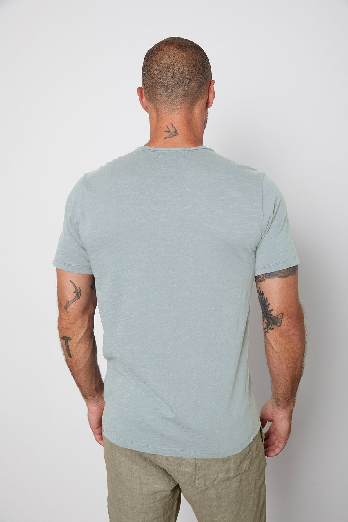 Chad Raw Edge Cotton Slub Pocket Tee in riptide with Jonathan shorts in olive back-25282458616004