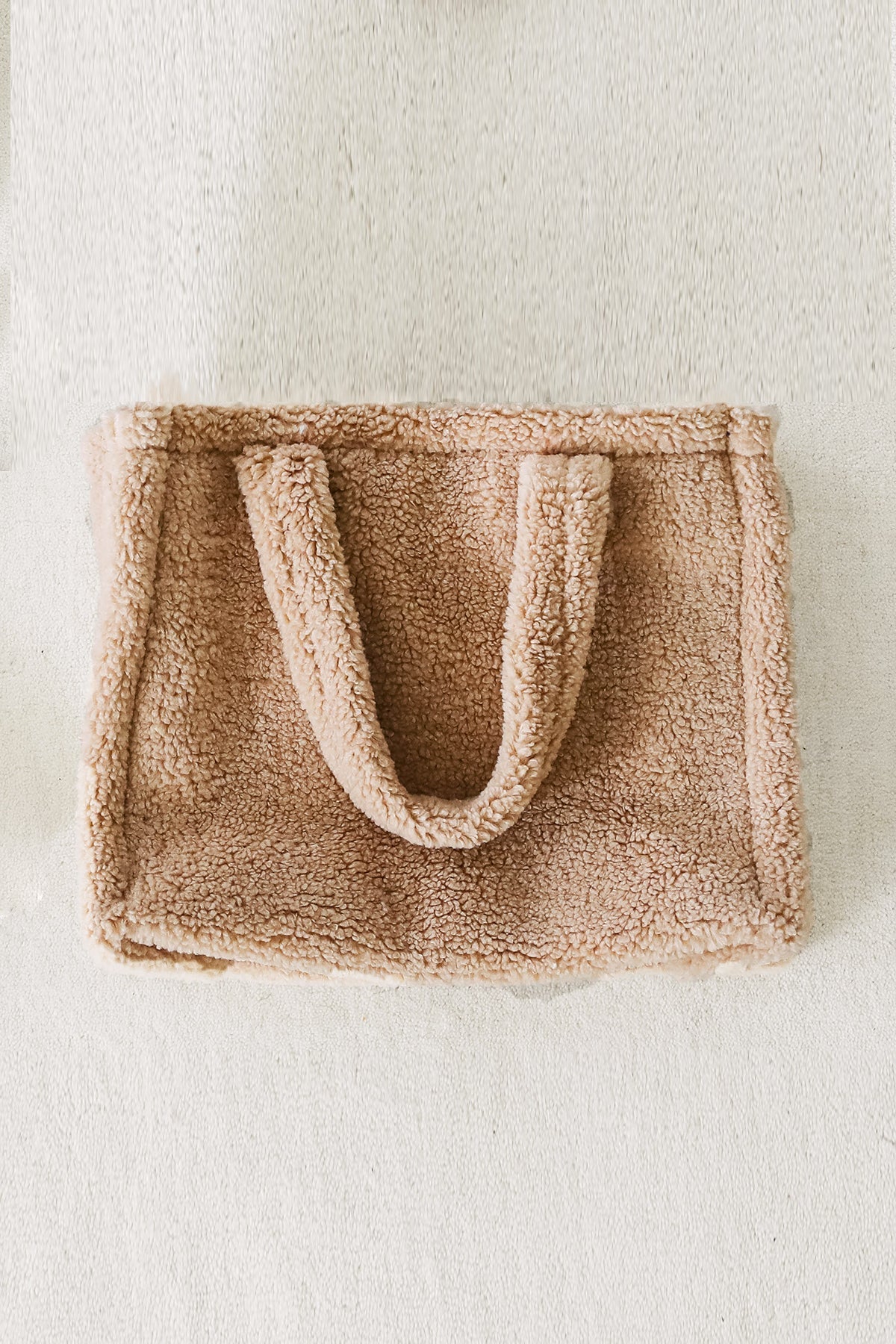 SMALL COZY FAUX SHEARLING BAG - Velvet Staging 2.0-26916347281604