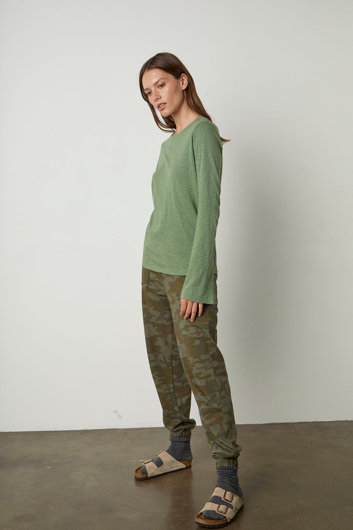 SOFIA BELL SLEEVE TEE - Velvet Staging 2.0