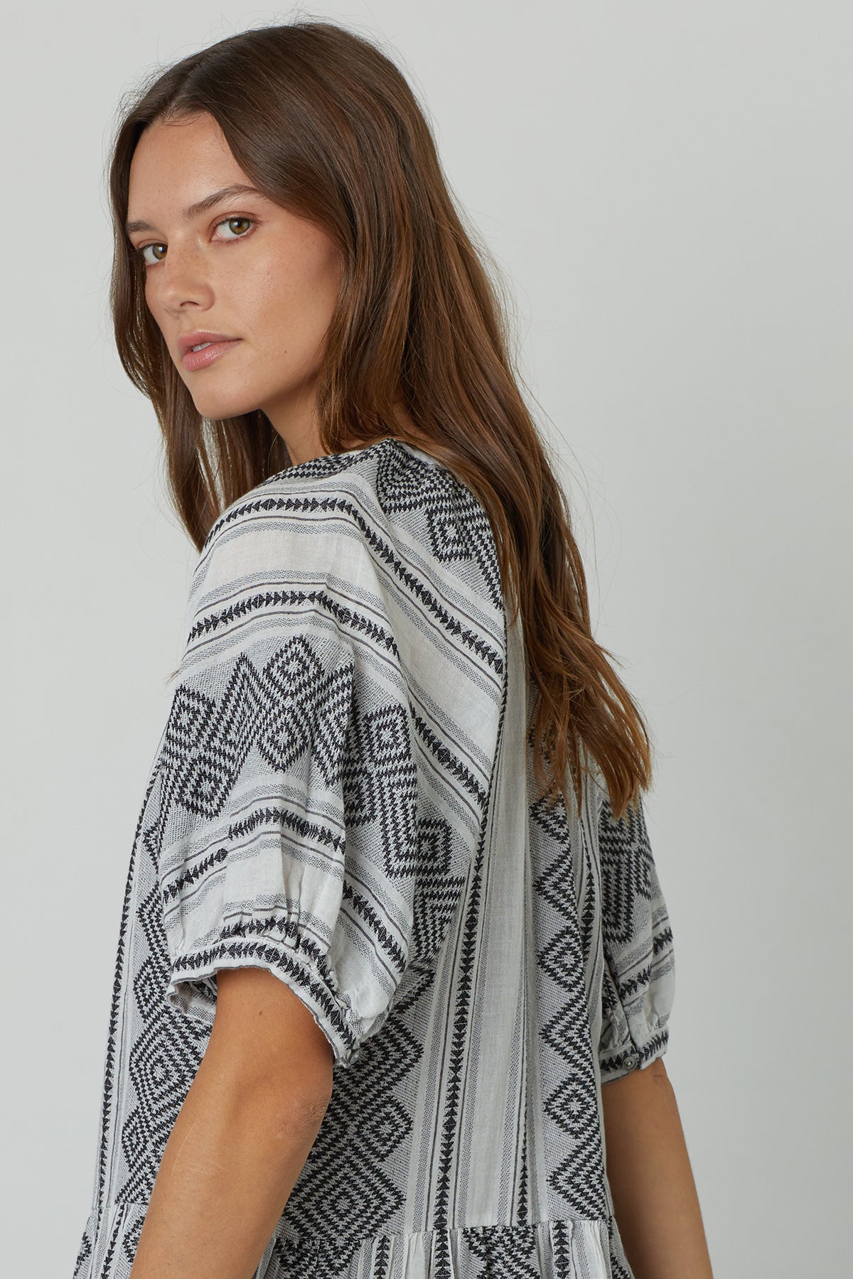 SOPHIE PUFF SLEEVE JACQUARD DRESS - Velvet Staging 2.0