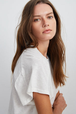 SUNNI CREW NECK TEE - Velvet Staging 2.0