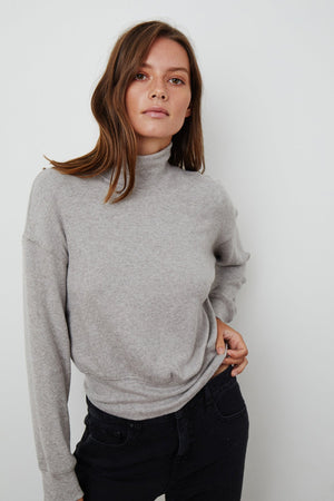 TAMI MOCK NECK PULLOVER - Velvet Staging 2.0