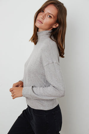 TAMI MOCK NECK PULLOVER - Velvet Staging 2.0