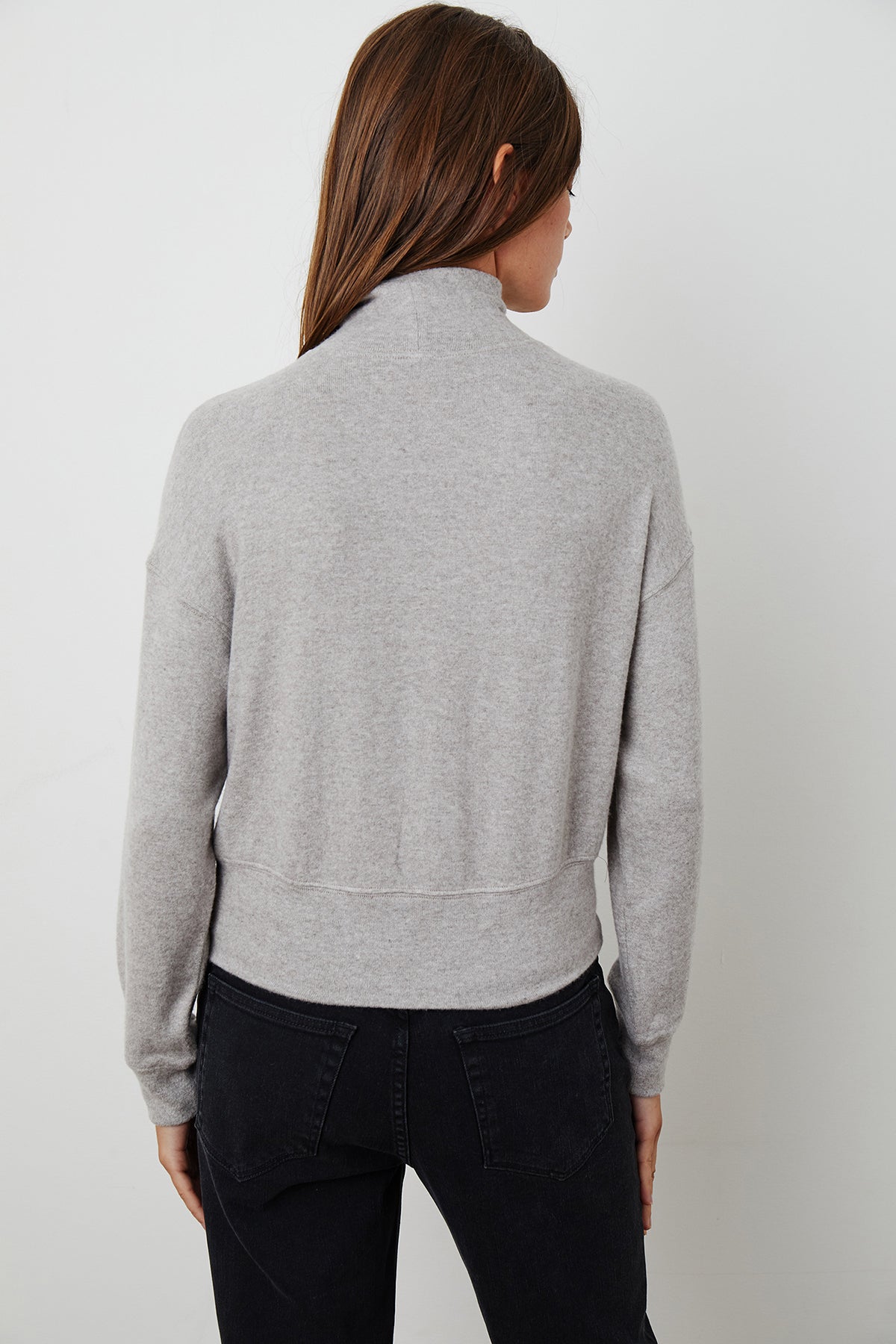TAMI MOCK NECK PULLOVER - Velvet Staging 2.0