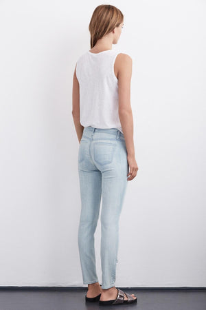 TONI SKINNY JEAN - Velvet Staging 2.0