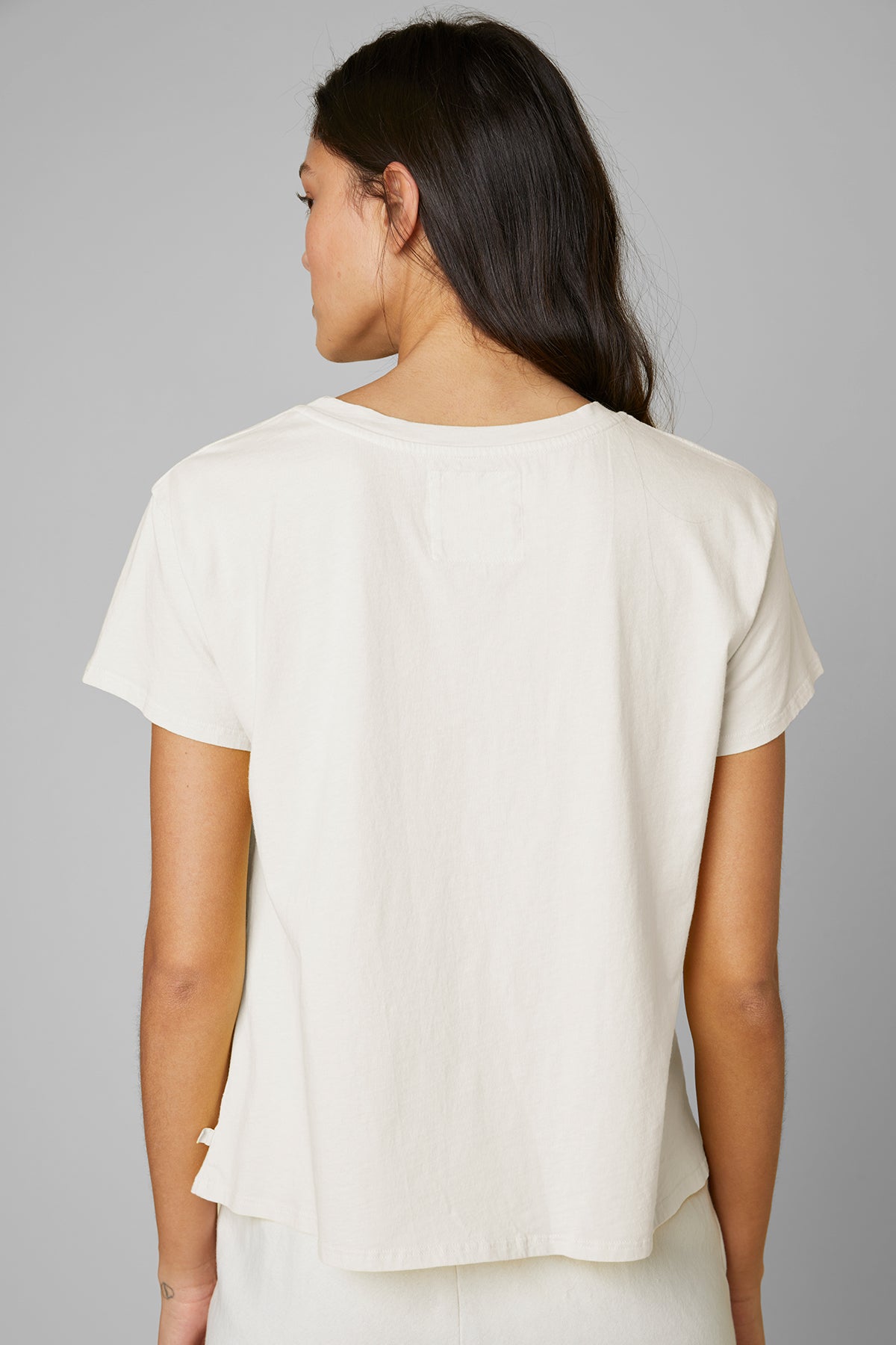 TOPANGA TEE - Velvet Staging 2.0