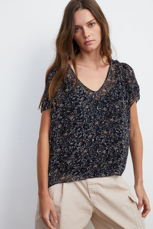 TRACIA SCOOP NECK PRINTED BLOUSE - Velvet Staging 2.0