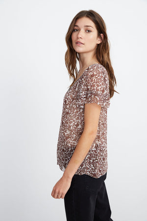 TRACIA SCOOP NECK PRINTED BLOUSE - Velvet Staging 2.0