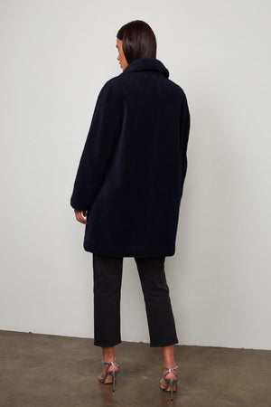 TRISHELLE LUX SHERPA OVERSIZED COAT - Velvet Staging 2.0