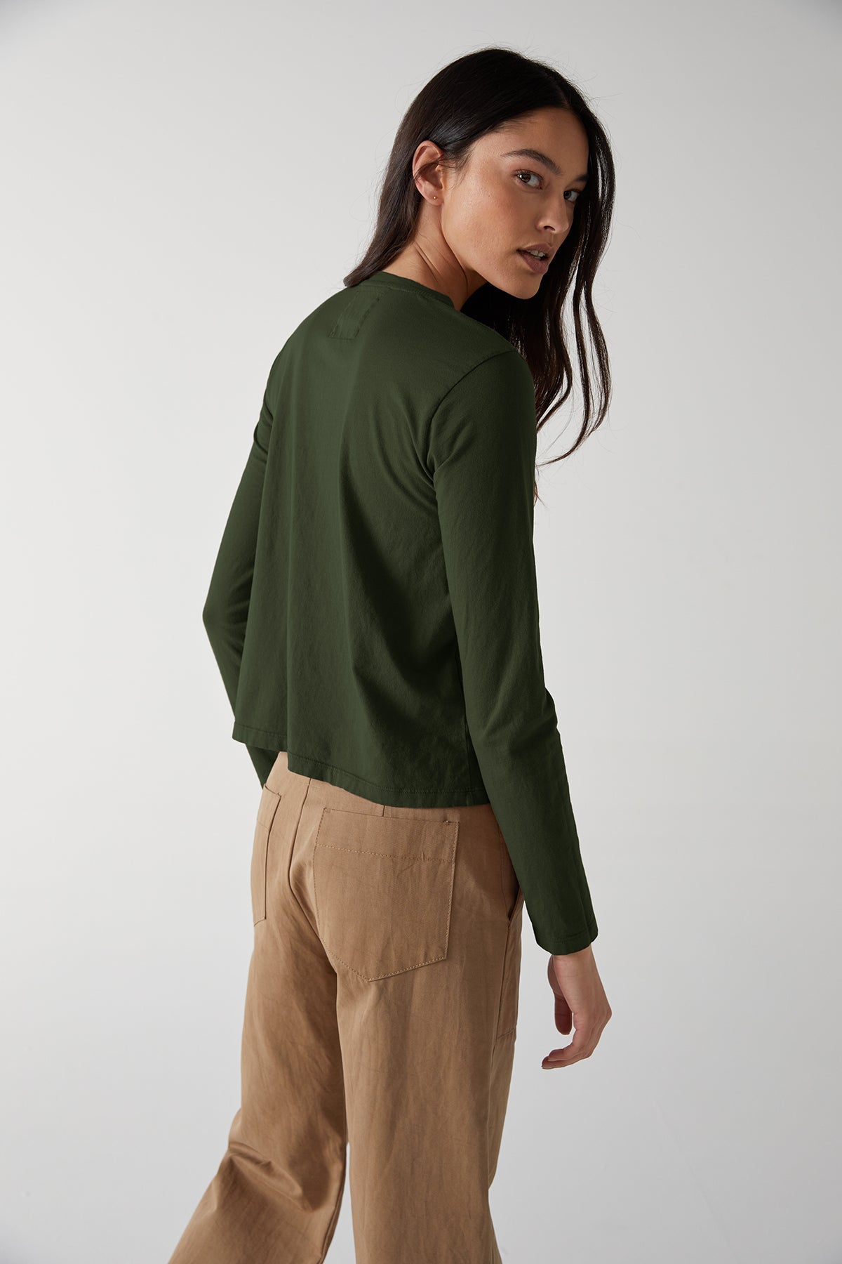 VICENTE TEE - Velvet Staging 2.0