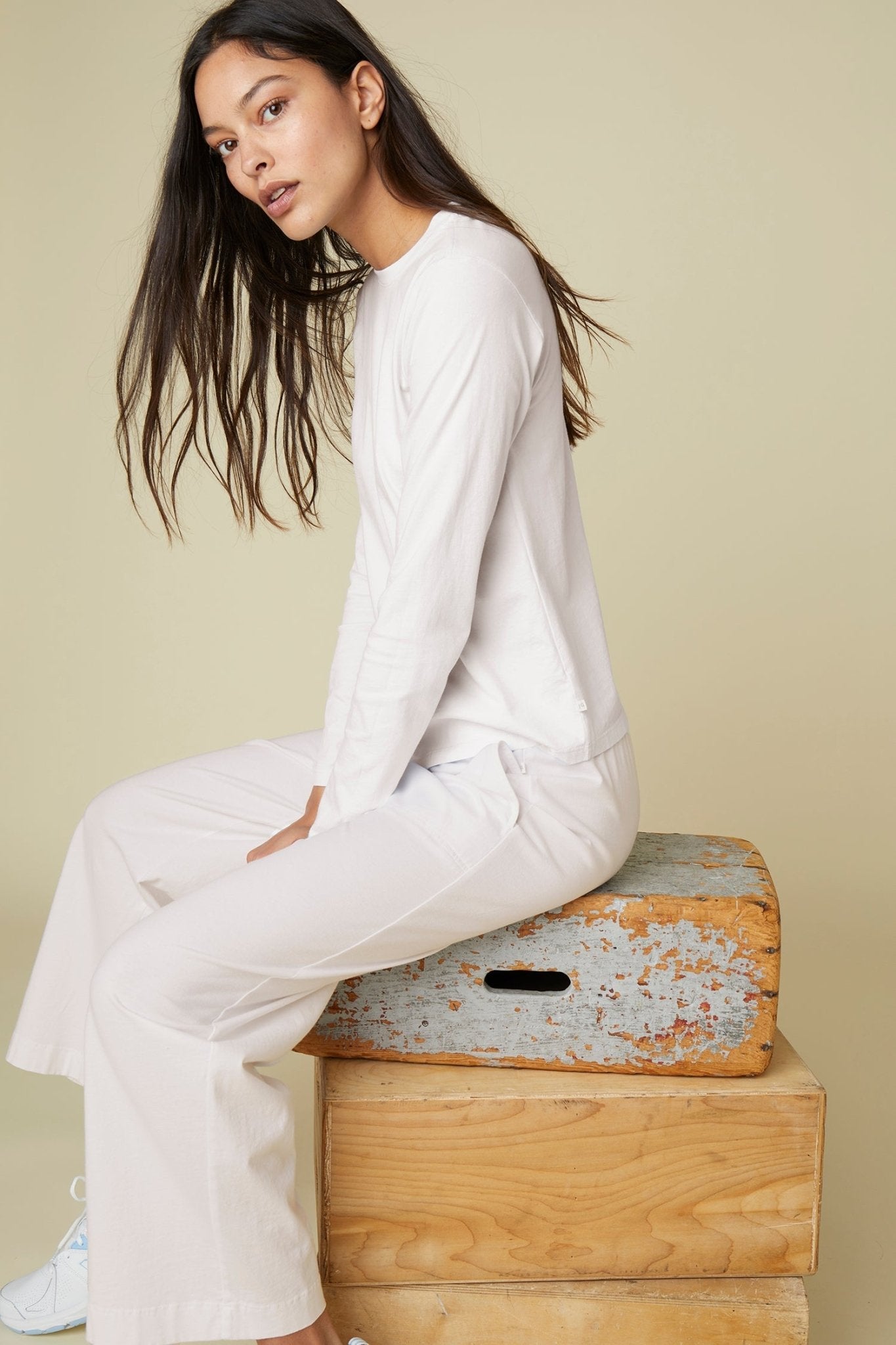 VICENTE TEE - Velvet Staging 2.0-26916397252804