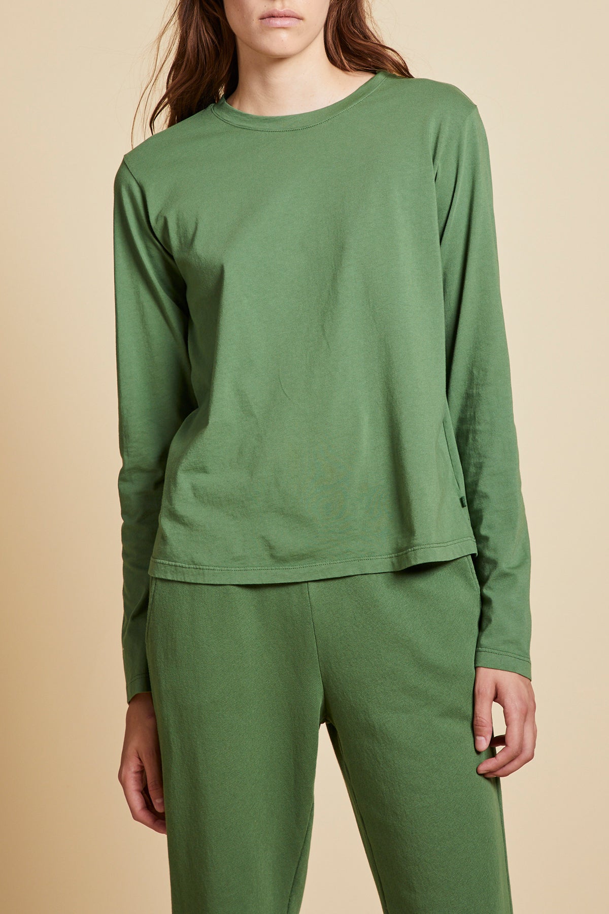 VICENTE TEE - Velvet Staging 2.0