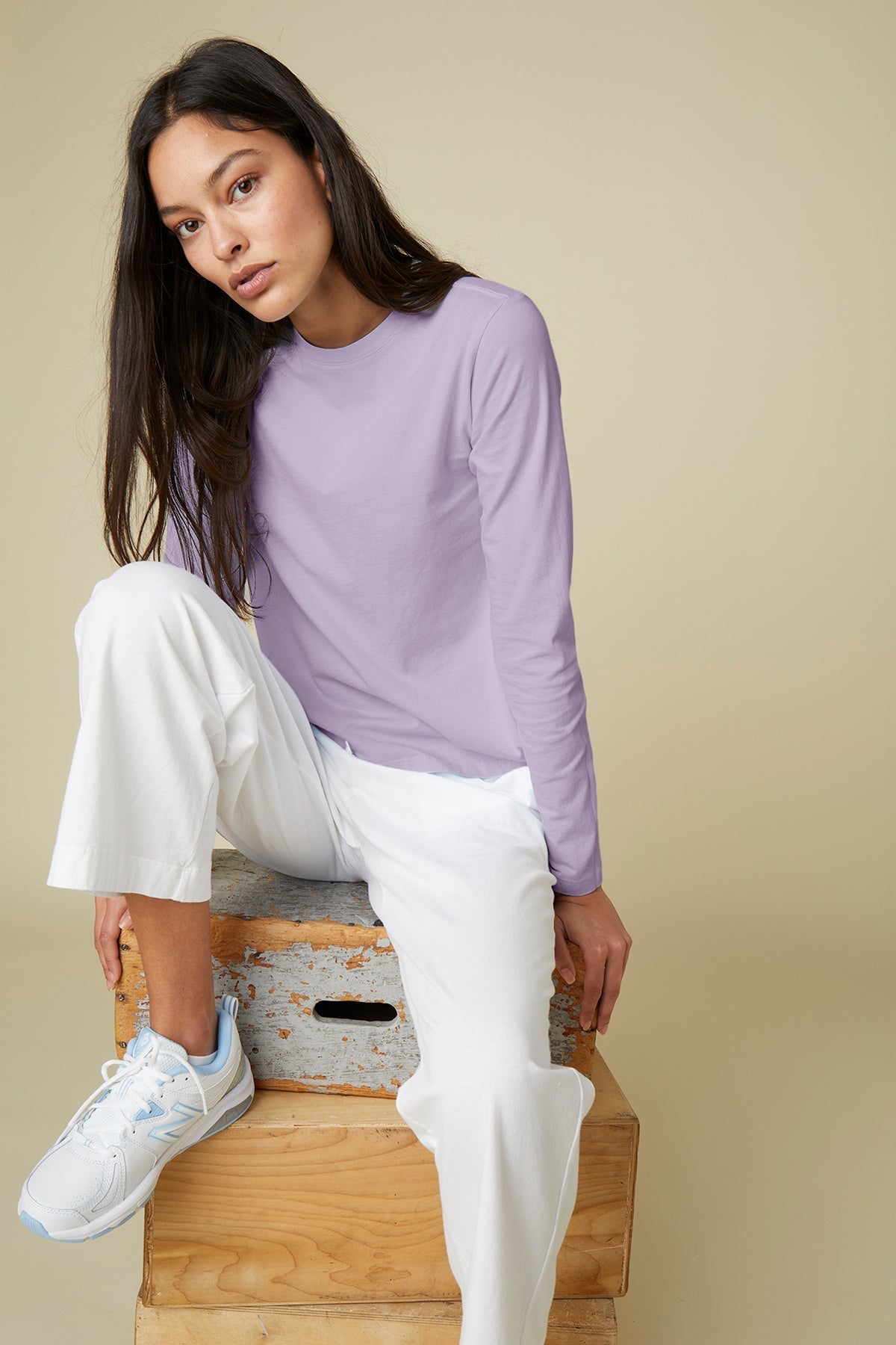 VICENTE TEE - Velvet Staging 2.0