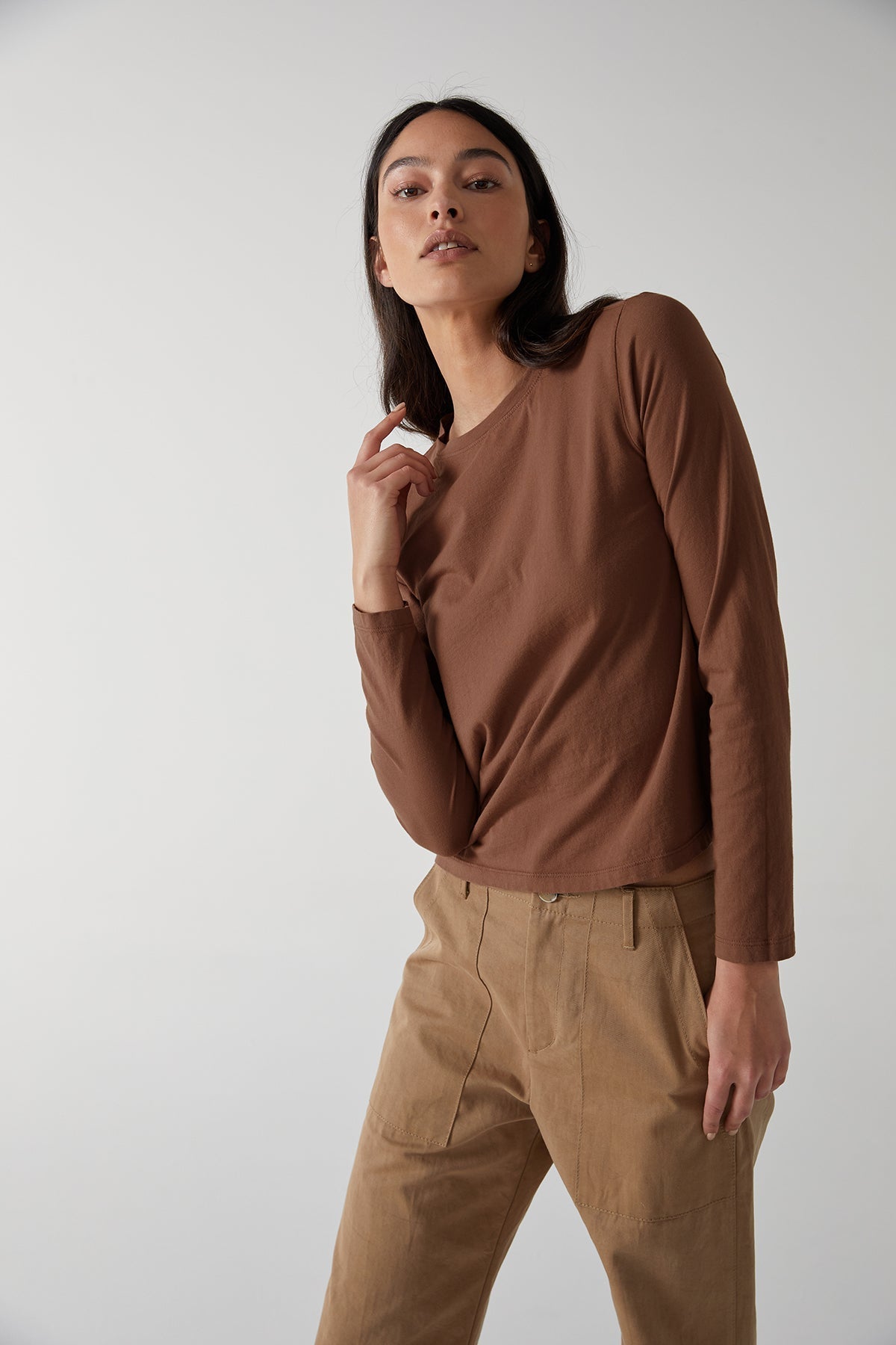 VICENTE TEE - Velvet Staging 2.0