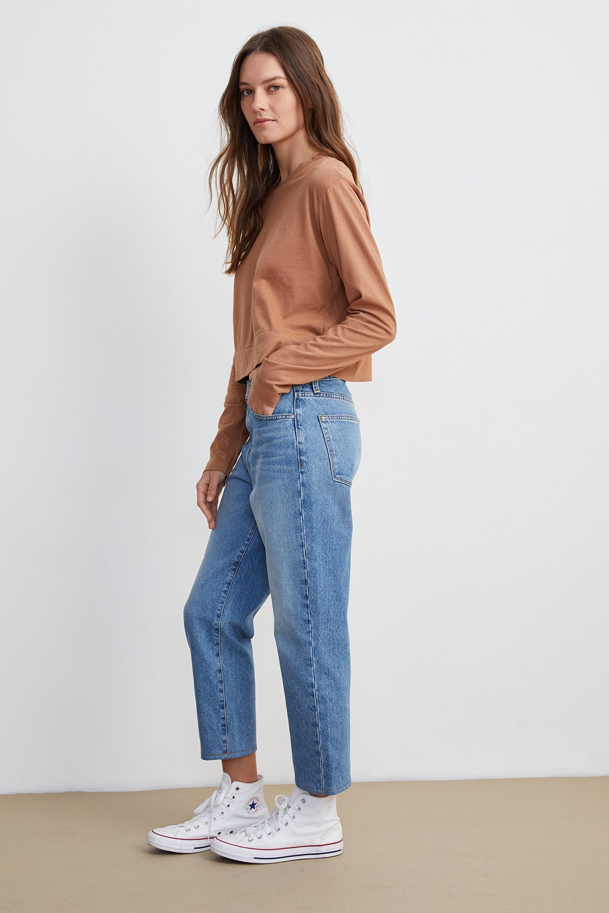 VICTORIA HI RISE STRAIGHT LEG JEAN - Velvet Staging 2.0