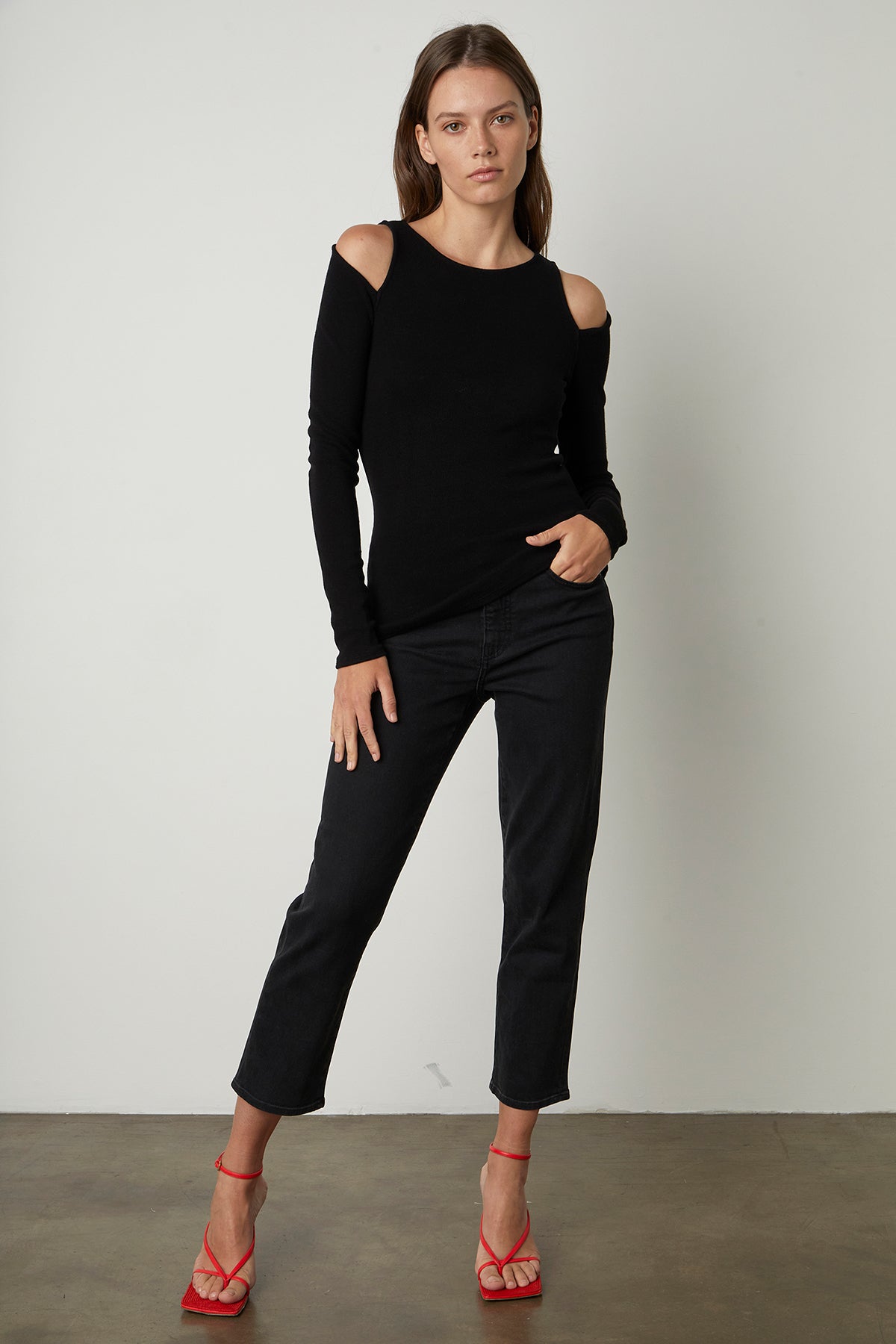 VICTORIA HI RISE STRAIGHT LEG JEAN - Velvet Staging 2.0