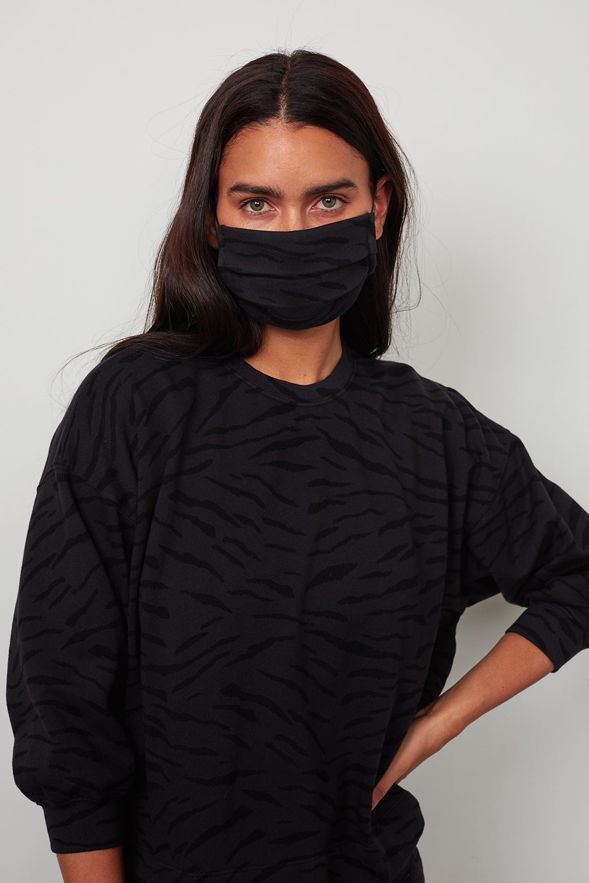 VIENA PRINTED FACE MASK - Velvet Staging 2.0